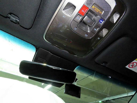 Genesis GV70 — photo 13
