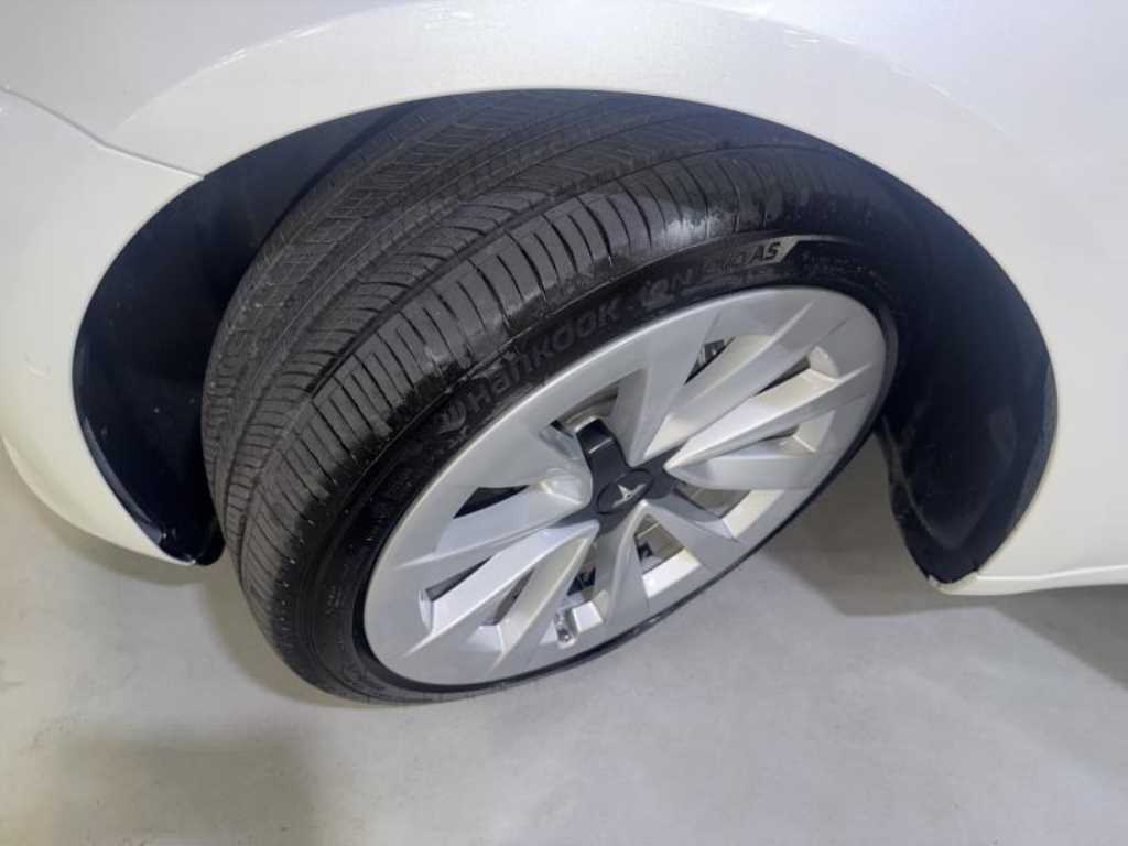 Tesla Model 3 — photo 19