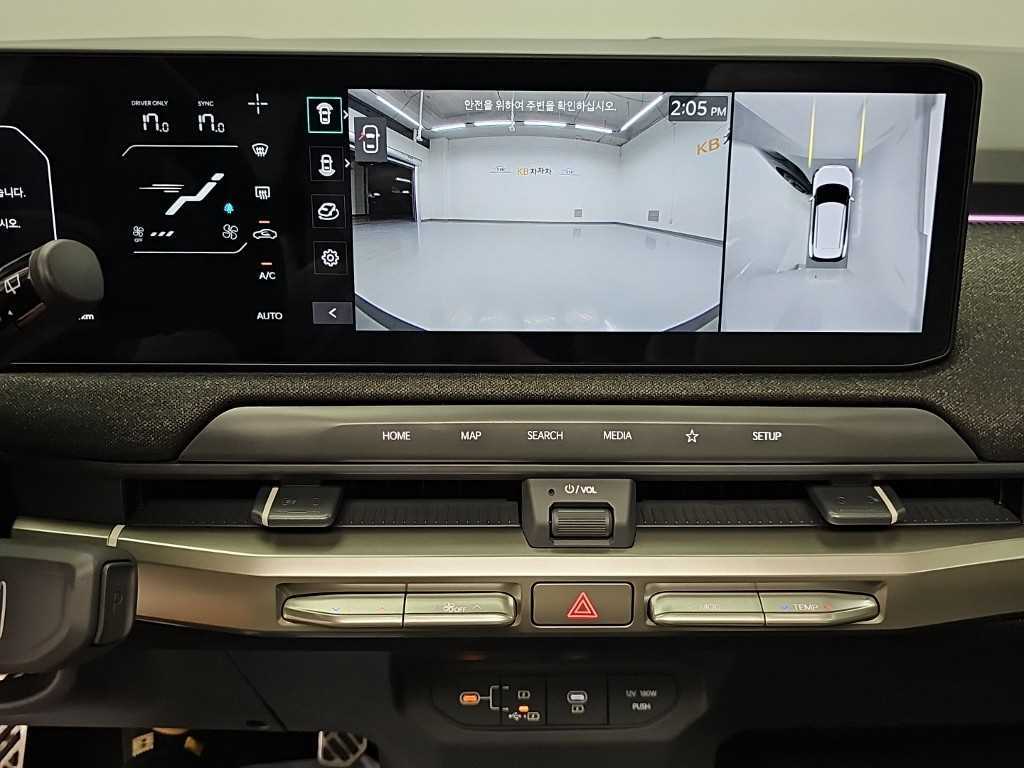 Kia EV3 — photo 09