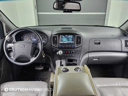 Hyundai Starex — photo 07