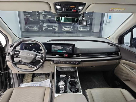 Kia Carnival — photo 01