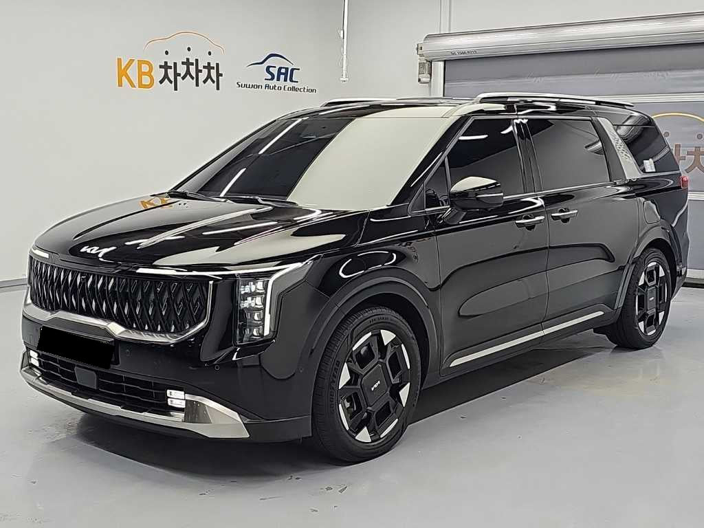 Kia Carnival — photo 02