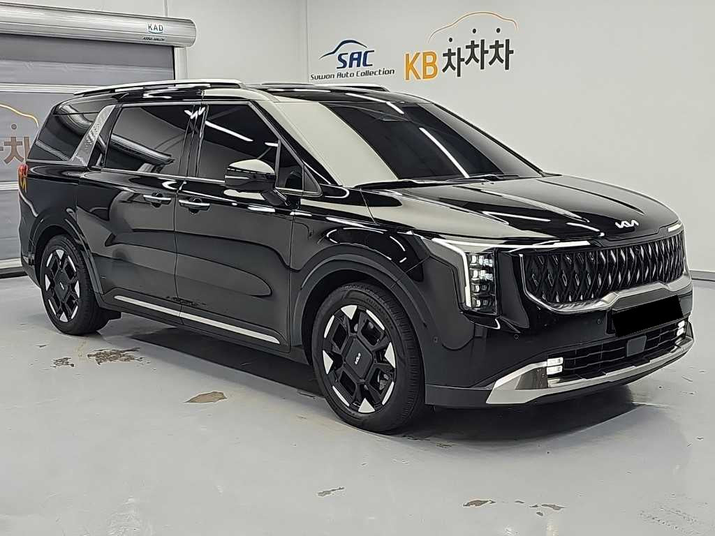 Kia Carnival — photo 05
