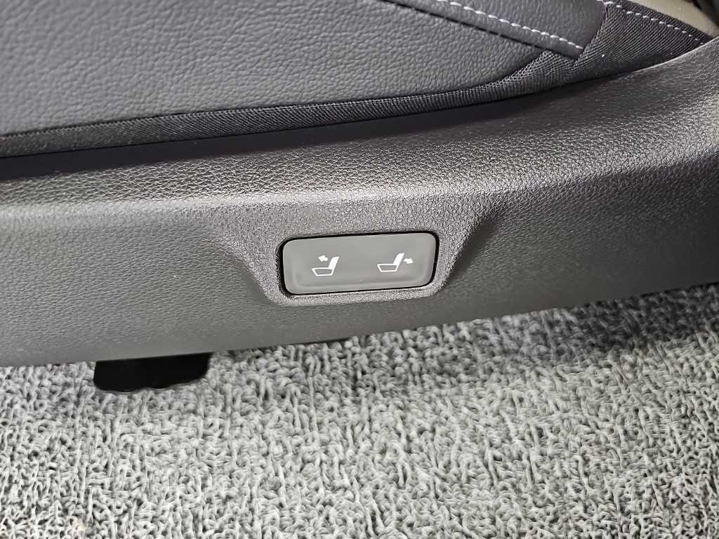 Kia Carnival — photo 12