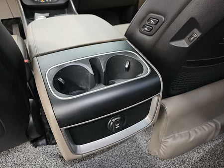 Kia Carnival — photo 13