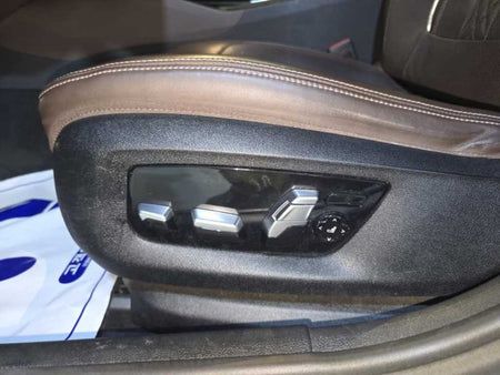BMW 5-Series — photo 12