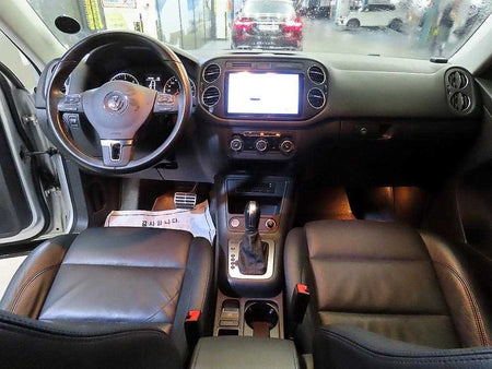 Volkswagen Tiguan — photo 10