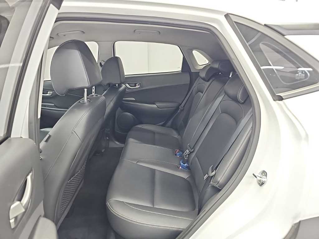 Hyundai Kona — photo 12