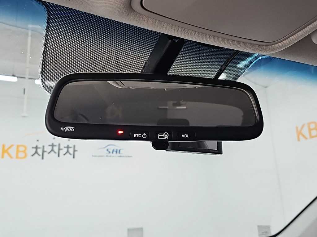 Hyundai Kona — photo 15