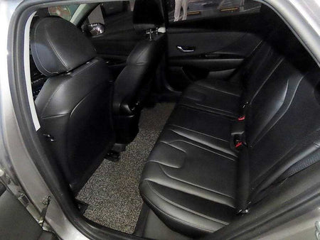 Hyundai Avante — photo 07