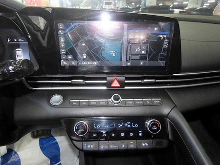 Hyundai Avante — photo 11