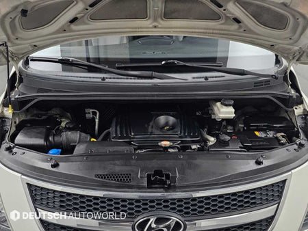 Hyundai Starex — photo 06