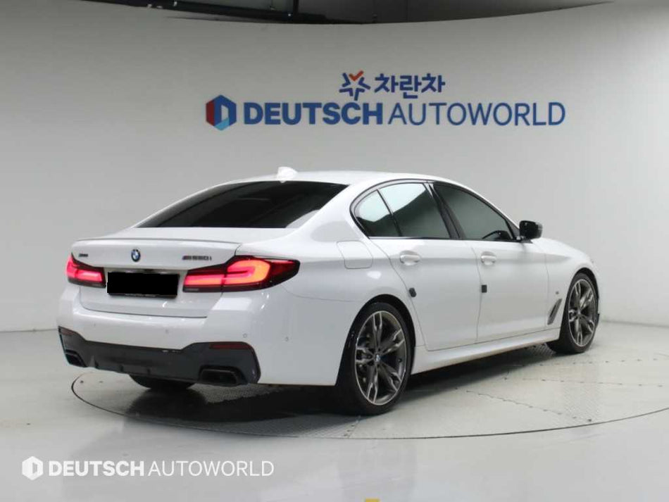 BMW 5-Series — photo 02