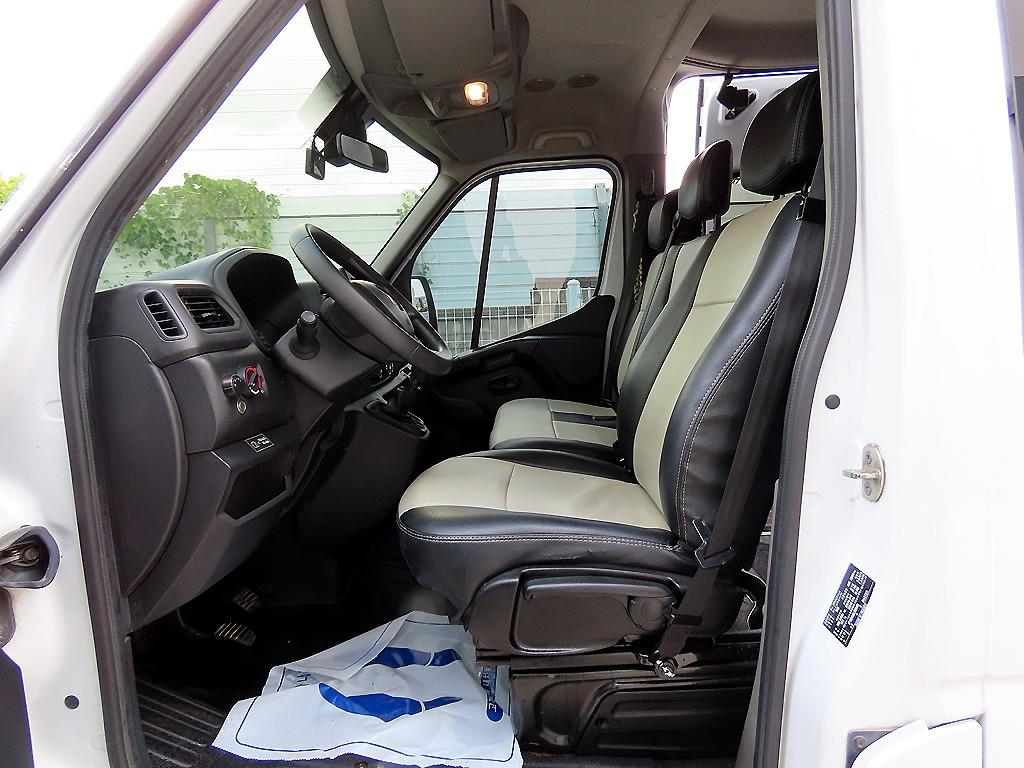 RENAULT Master — photo 06