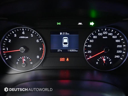 Kia K3 — photo 08