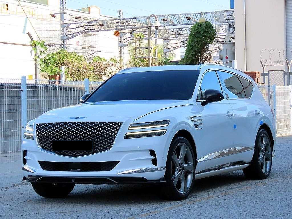 Genesis GV80 — photo 02