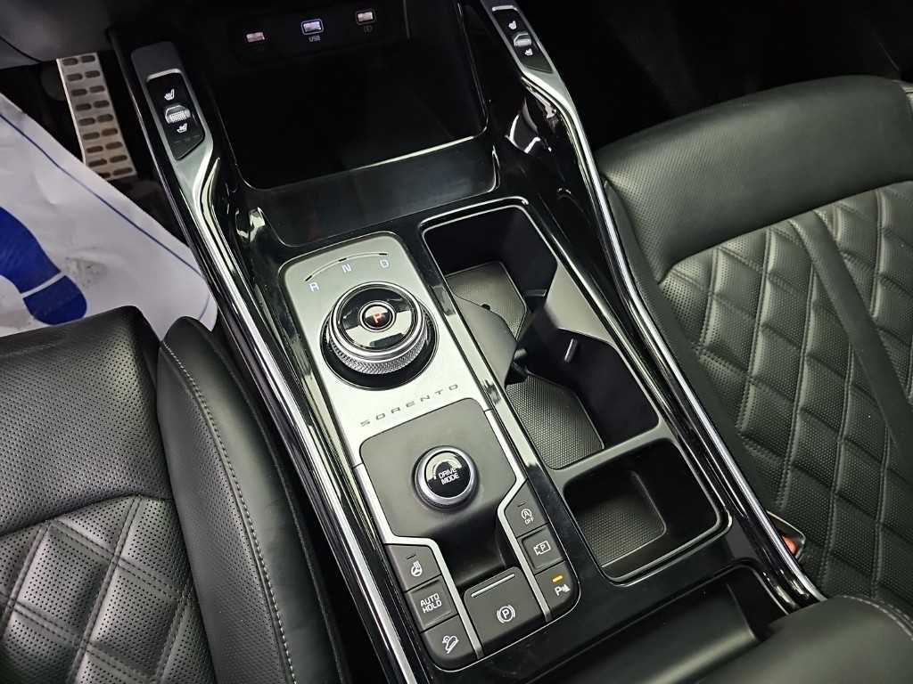 Kia Sorento — photo 08