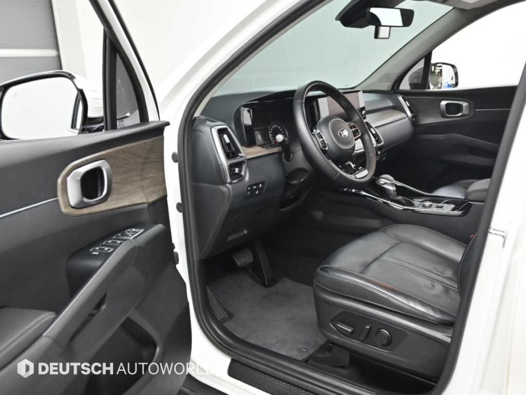 Kia Sorento — photo 11