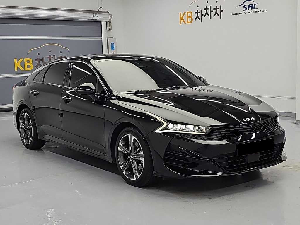 Kia K5 — photo 04