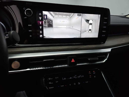 Kia K5 — photo 10