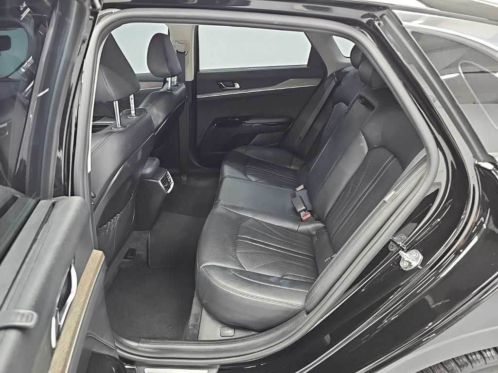 Kia K5 — photo 12