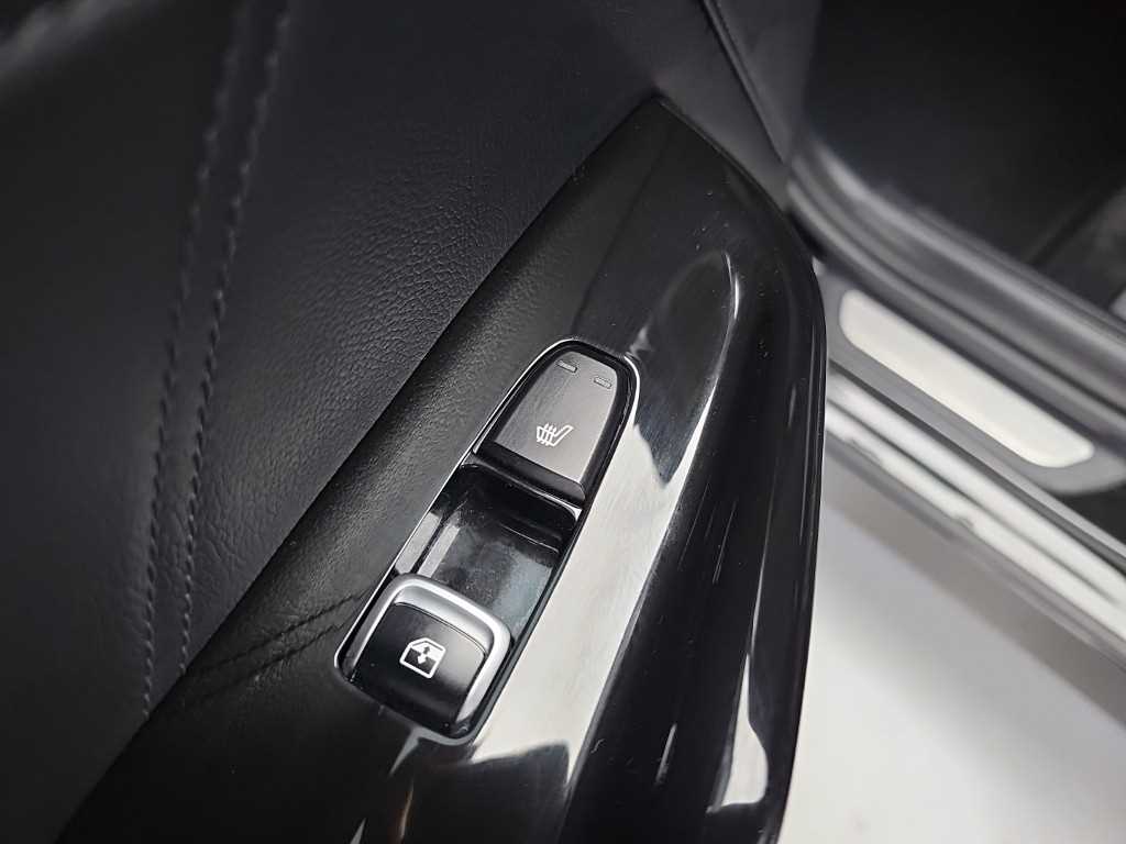 Kia K5 — photo 13