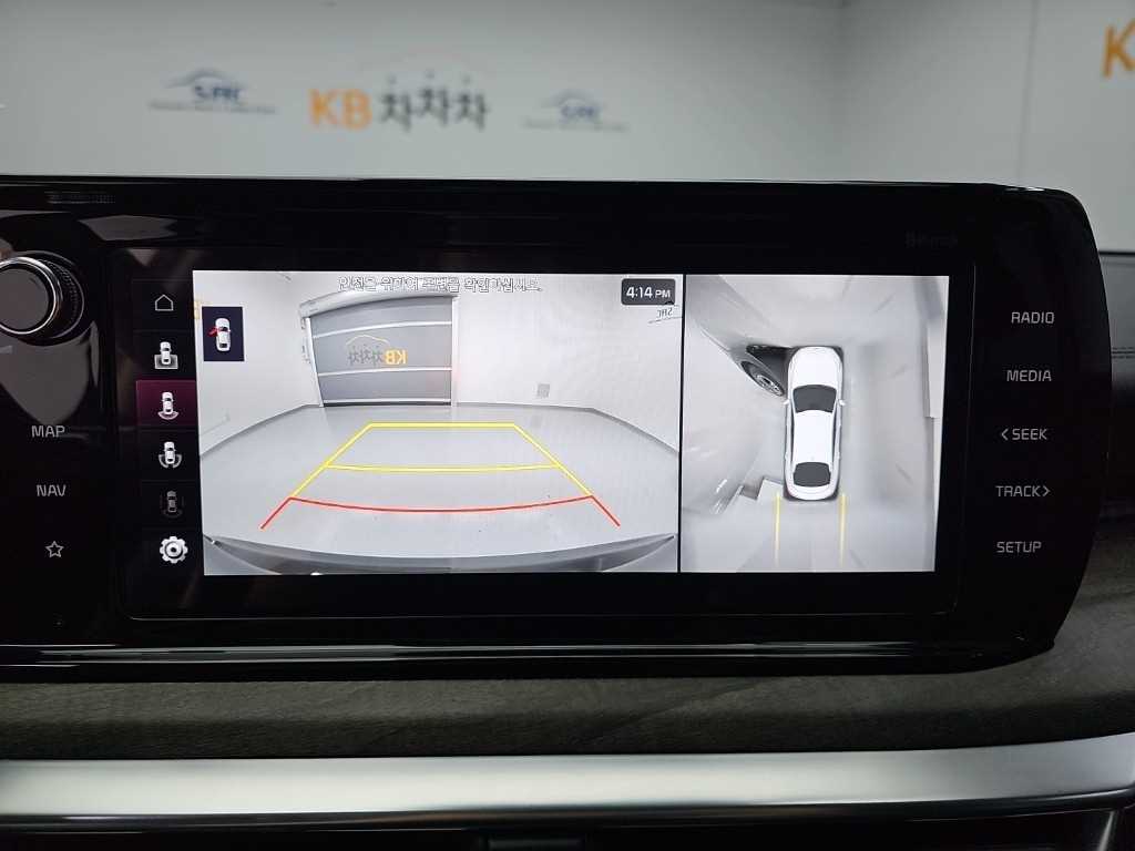 Kia K5 — photo 16