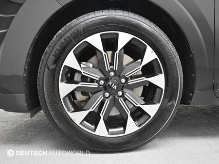 Kia Carnival — photo 05
