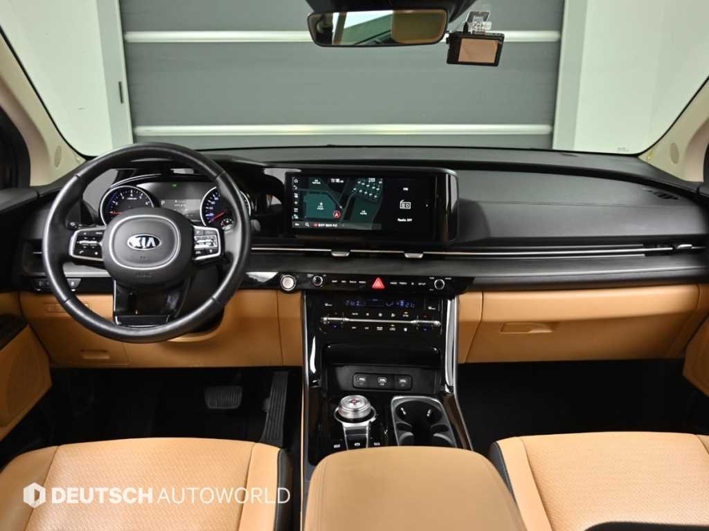 Kia Carnival — photo 07