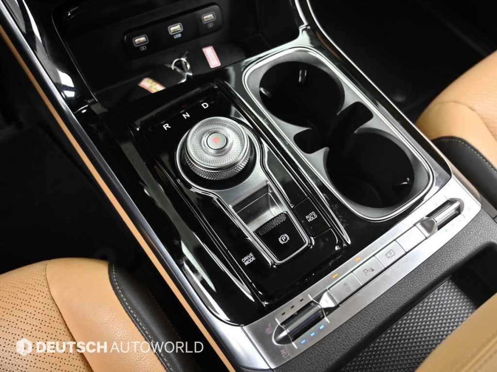 Kia Carnival — photo 09