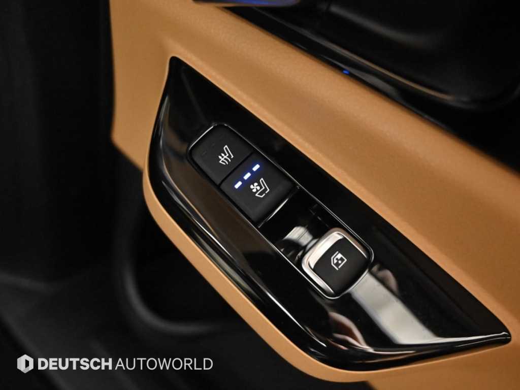 Kia Carnival — photo 16