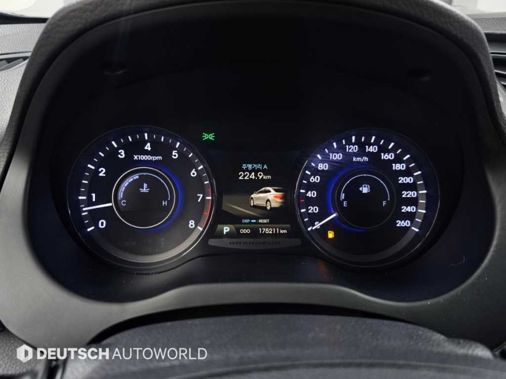Hyundai Grandeur — photo 09