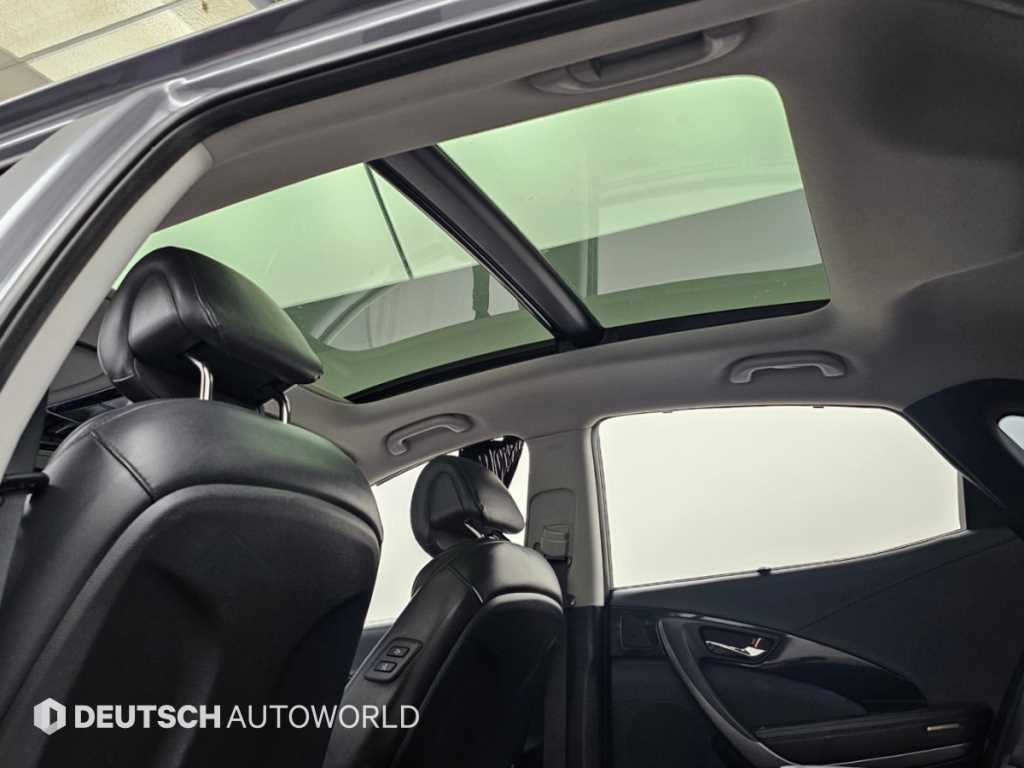 Hyundai Grandeur — photo 11