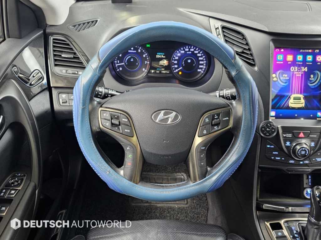Hyundai Grandeur — photo 14
