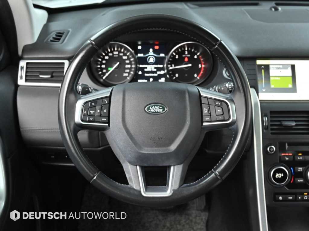 Land Rover Discovery Sport — photo 13