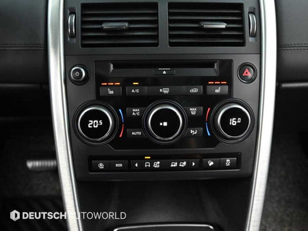 Land Rover Discovery Sport — photo 17