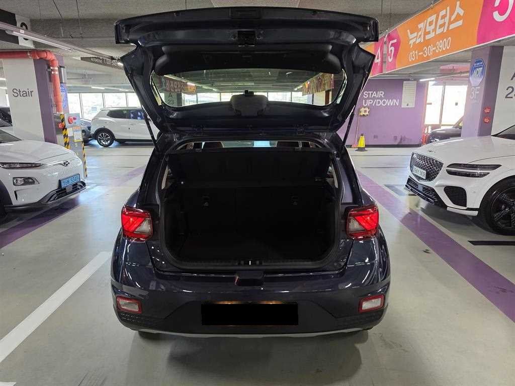 Hyundai Venue — photo 05