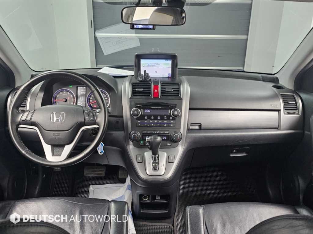 Honda CR-V — photo 07