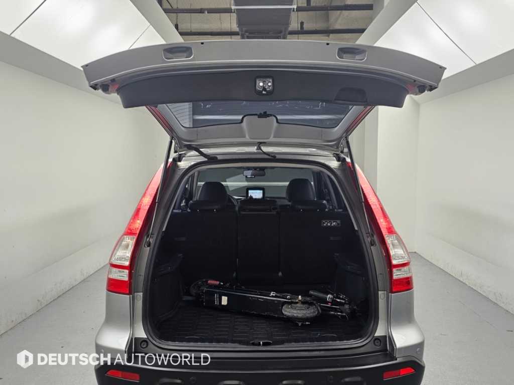 Honda CR-V — photo 19