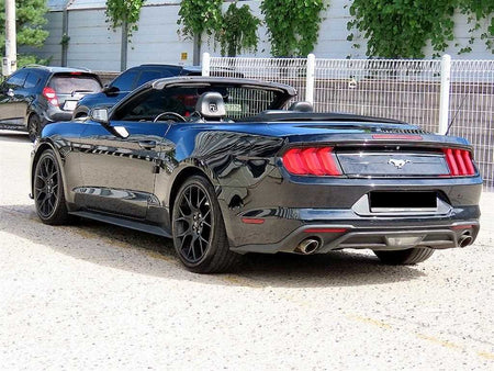 Ford Mustang — photo 03