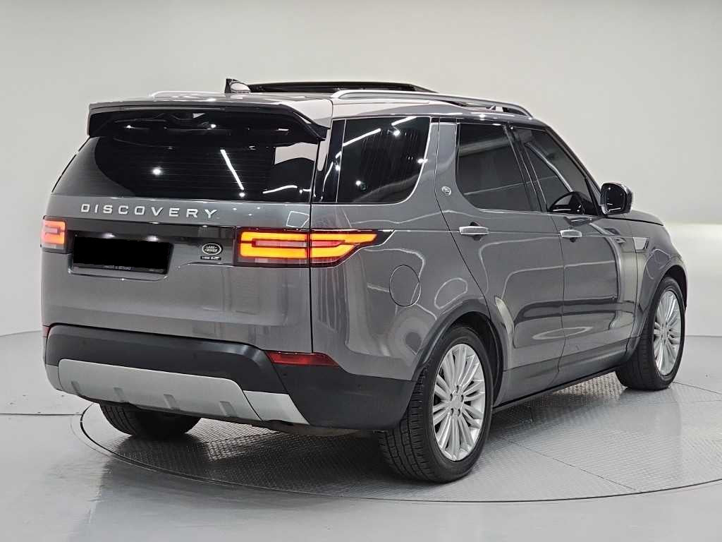 Land Rover Discovery — photo 04
