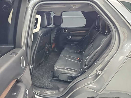 Land Rover Discovery — photo 12