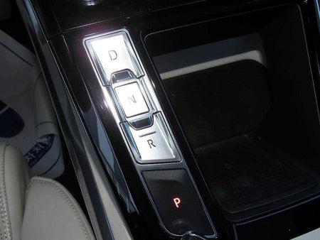 Jaguar I-PACE — photo 11