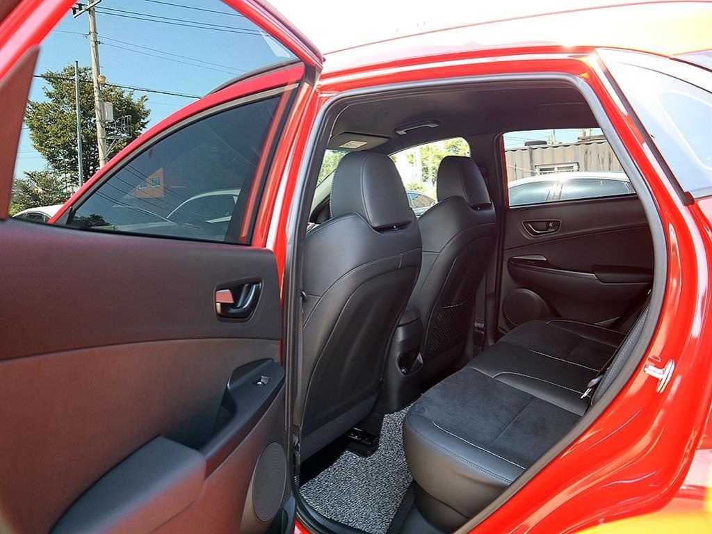 Hyundai Kona — photo 18