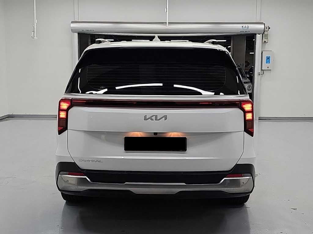 Kia Carnival — photo 04