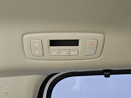 Kia Carnival — photo 13
