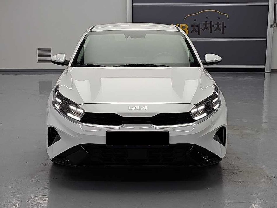 Kia K3 — photo 02