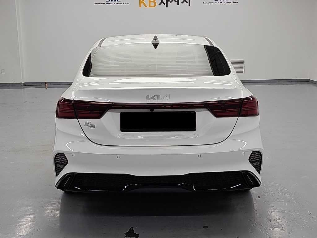 Kia K3 — photo 03