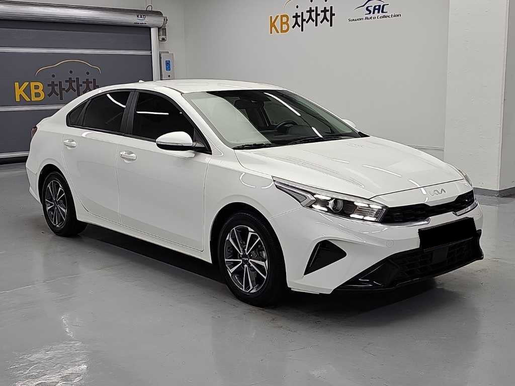 Kia K3 — photo 04