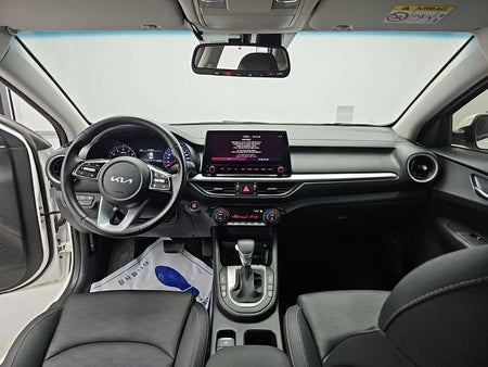 Kia K3 — photo 07